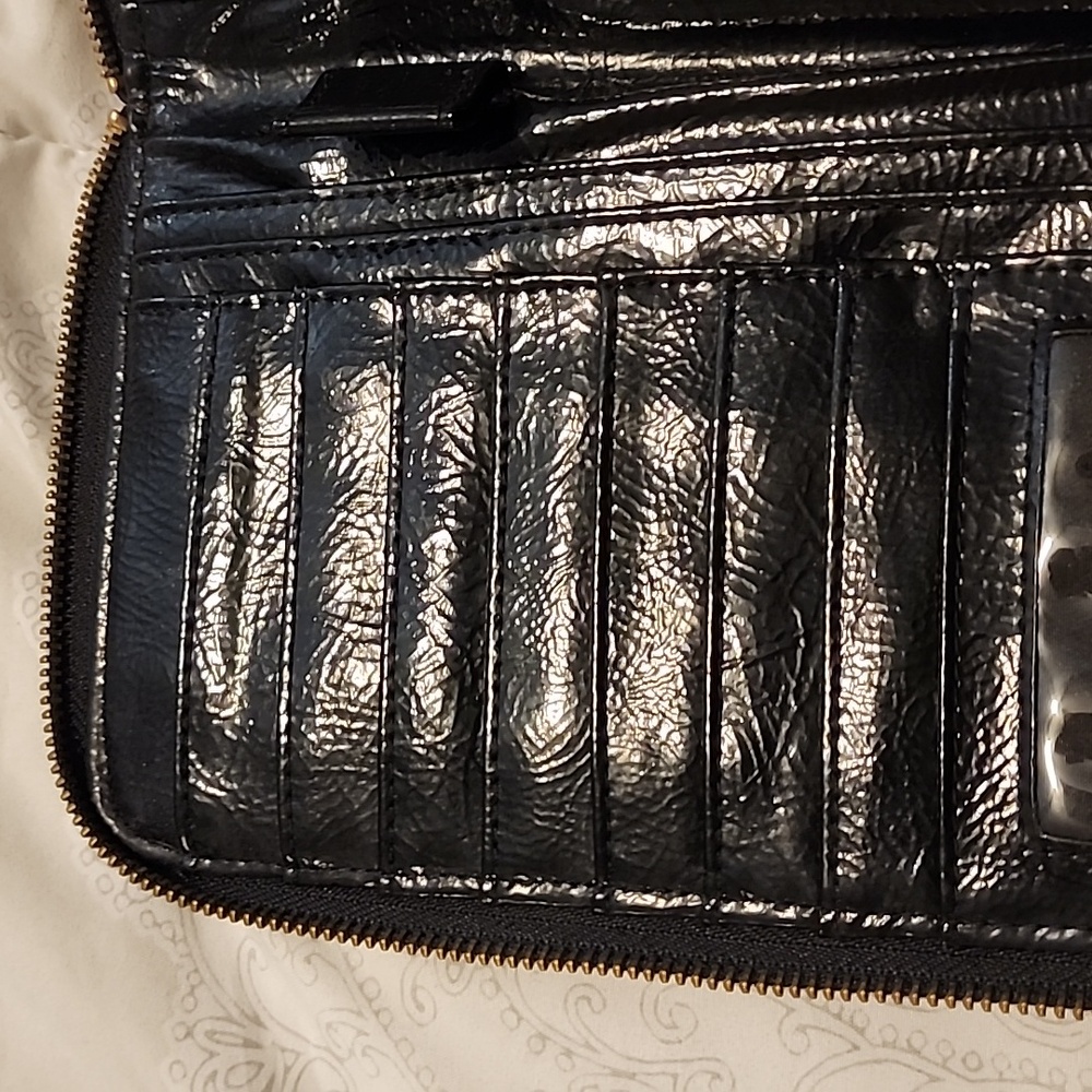 Victoria's Secret card case - Picture 3 of 5